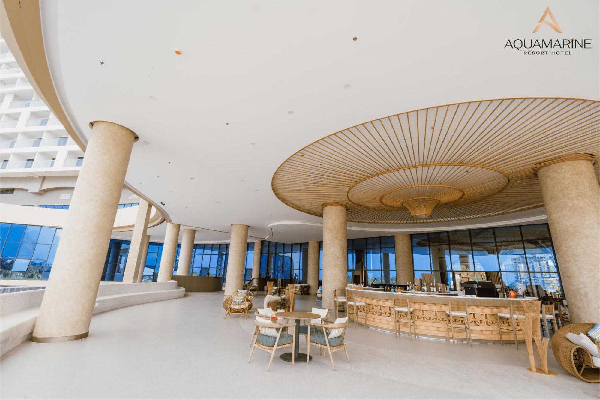 Aquamarine Beachfront Resort & Spa كام رانه المظهر الخارجي الصورة
