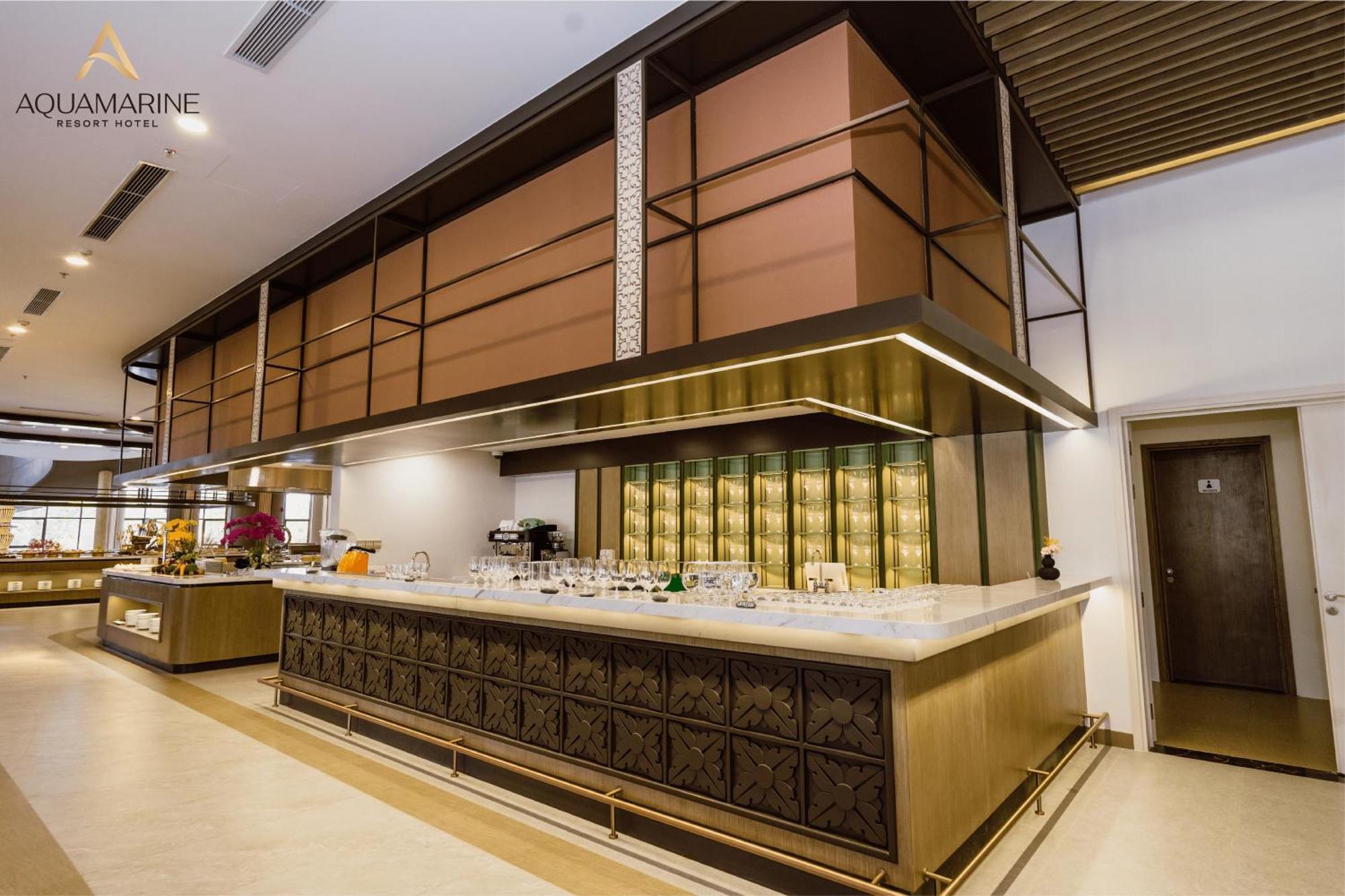 Aquamarine Beachfront Resort & Spa كام رانه المظهر الخارجي الصورة