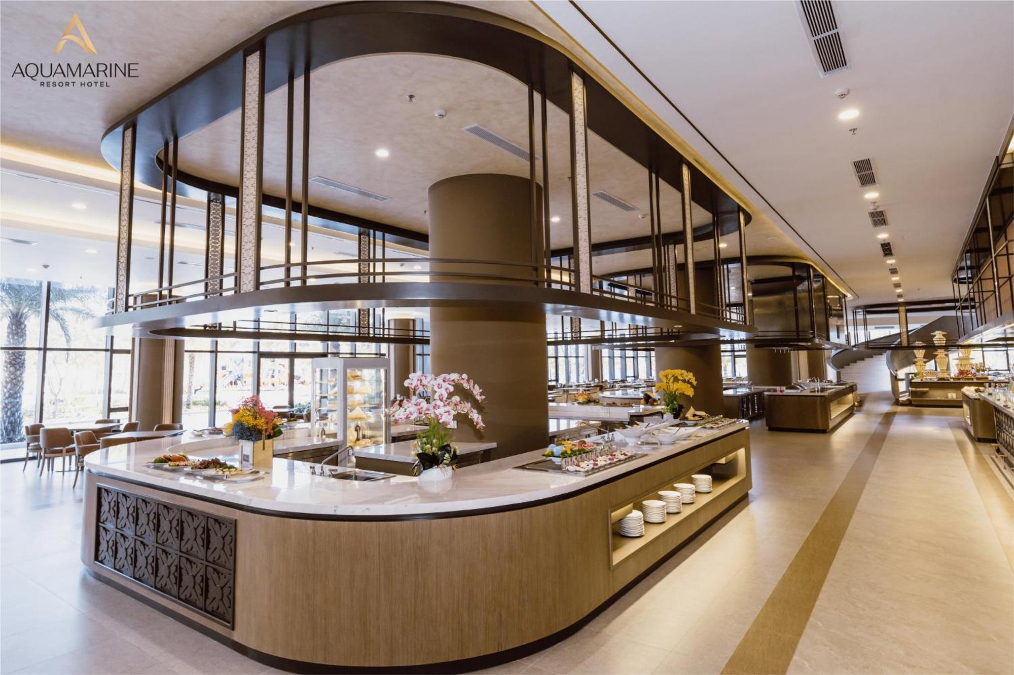 Aquamarine Beachfront Resort & Spa كام رانه المظهر الخارجي الصورة
