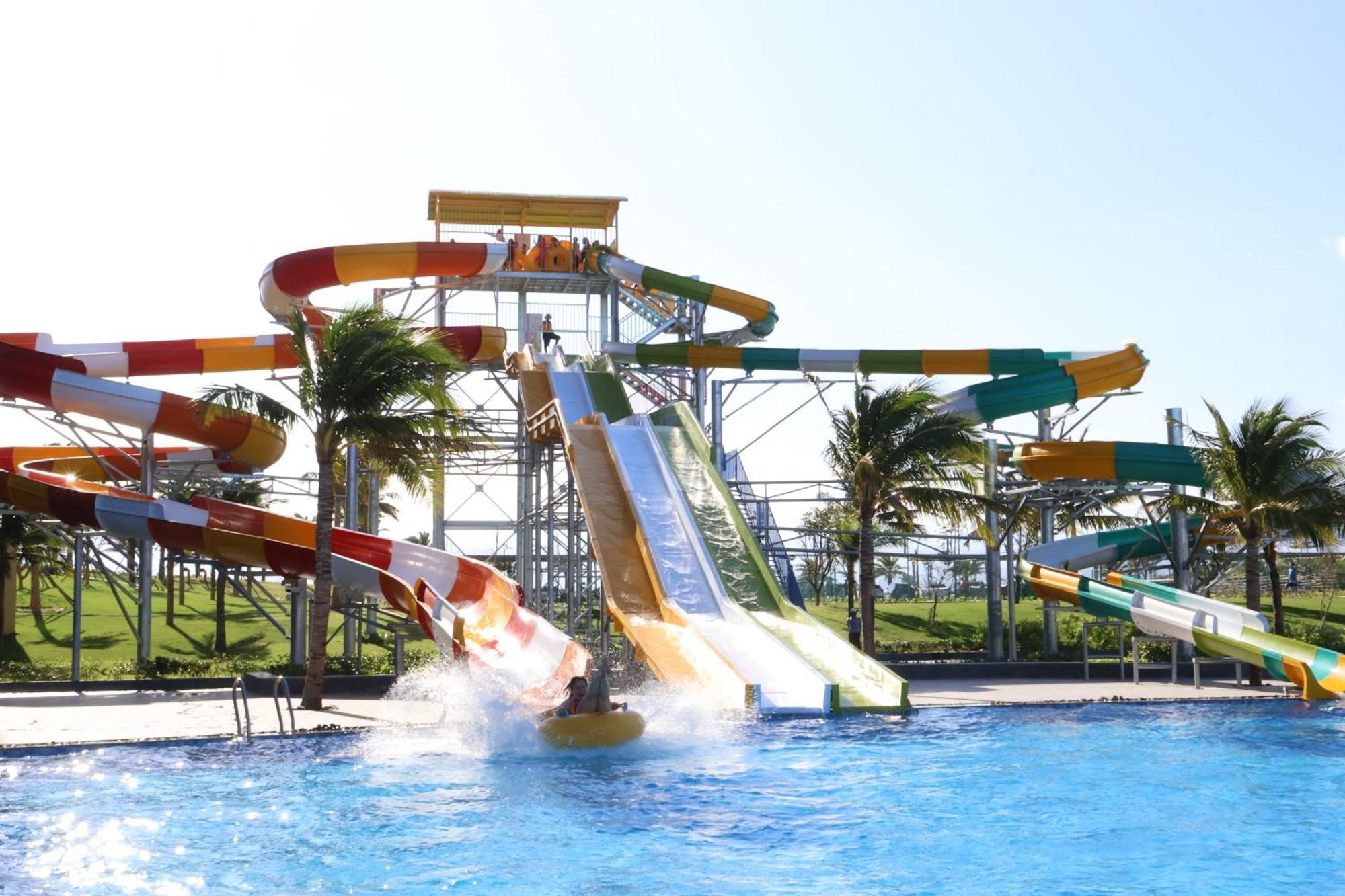 Aquamarine Beachfront Resort & Spa كام رانه المظهر الخارجي الصورة