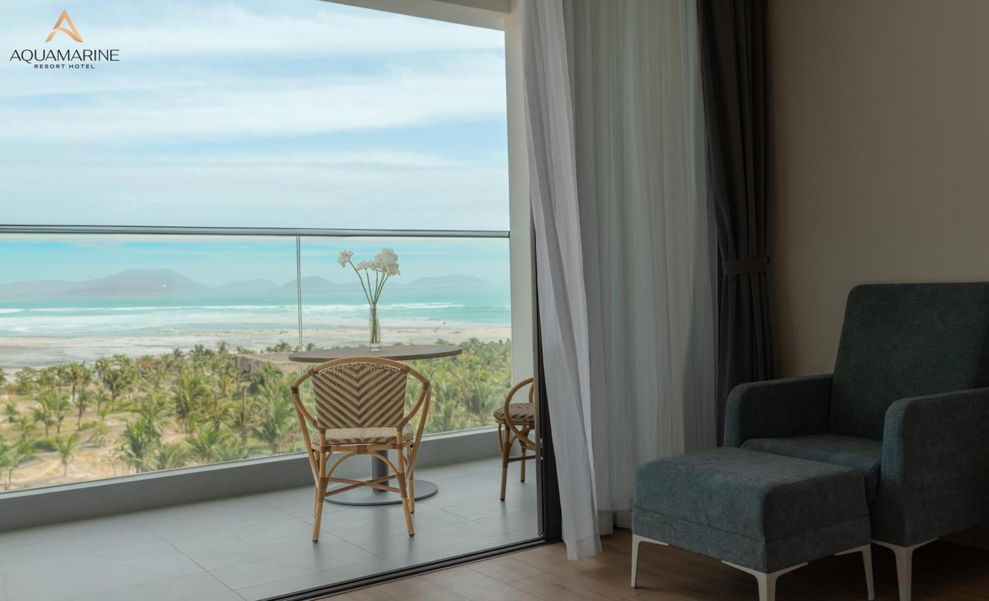 Aquamarine Beachfront Resort & Spa كام رانه المظهر الخارجي الصورة