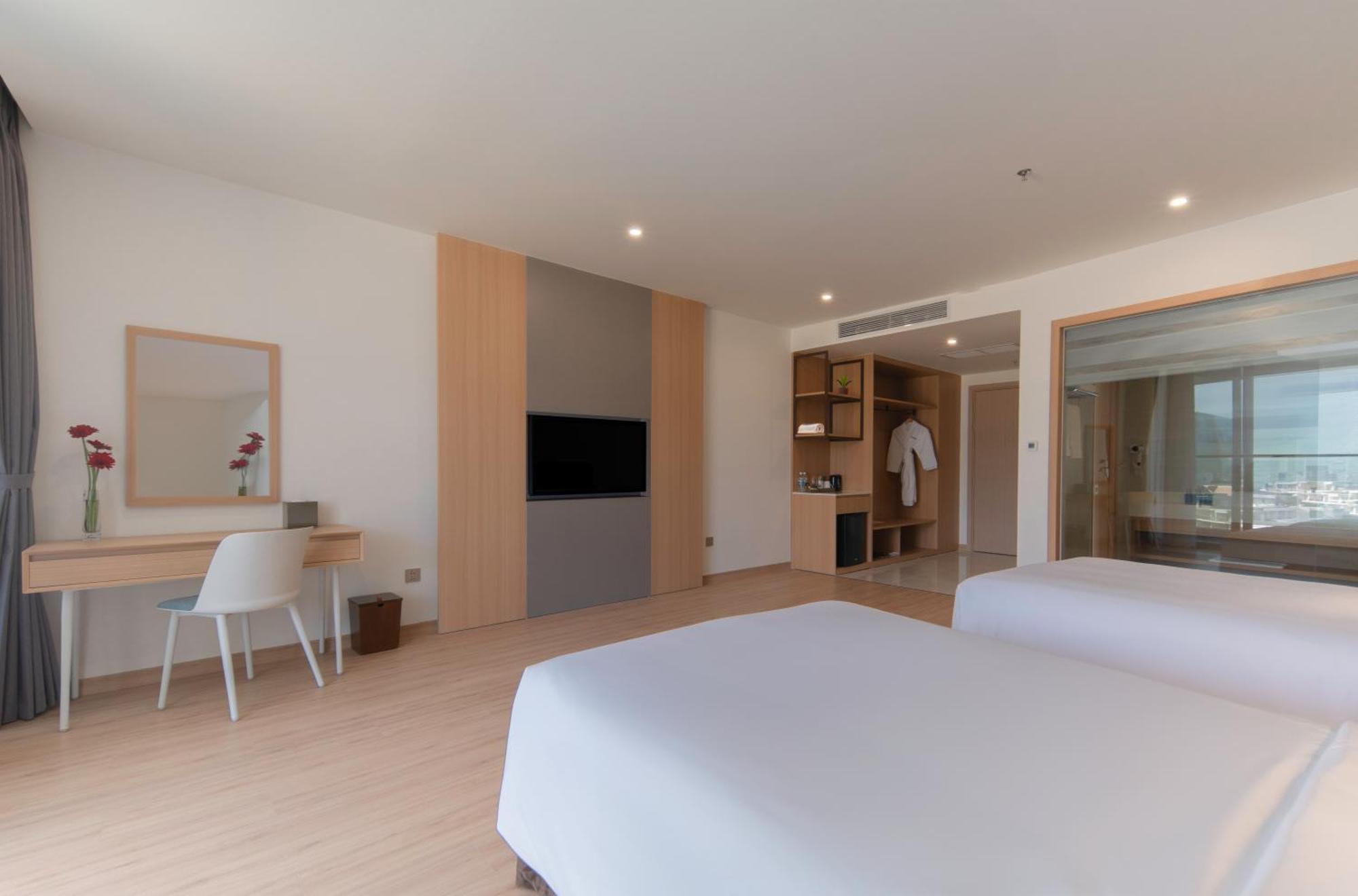 Aquamarine Beachfront Resort & Spa كام رانه المظهر الخارجي الصورة